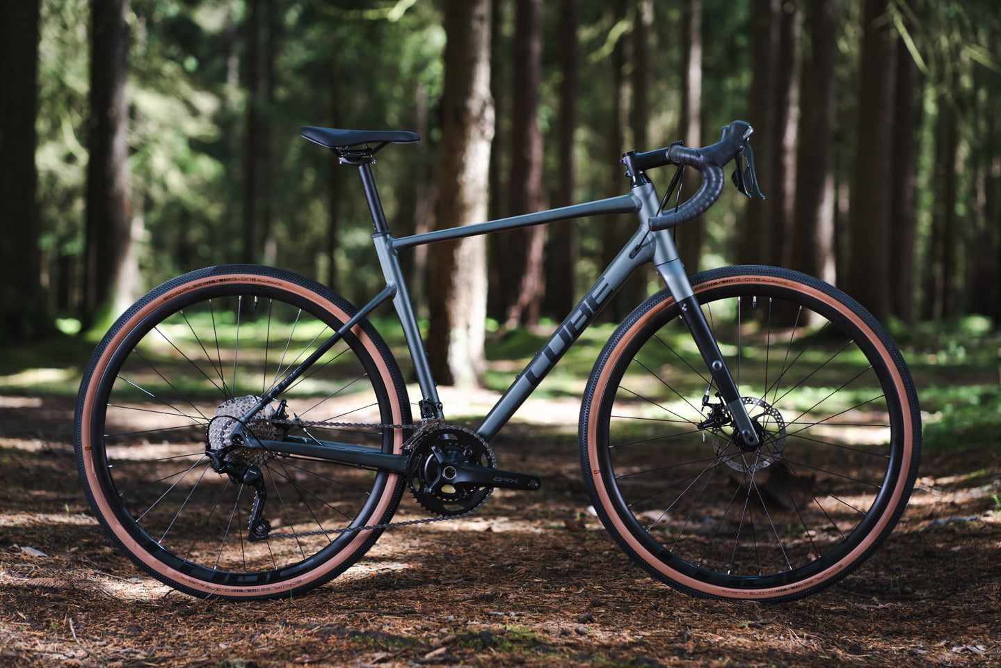 Bicicleta para gravel CUBE Nuroad Pro Inkgrey'n'Black 2022 / Talla 53 / Transmisión de 2x10 velocidades